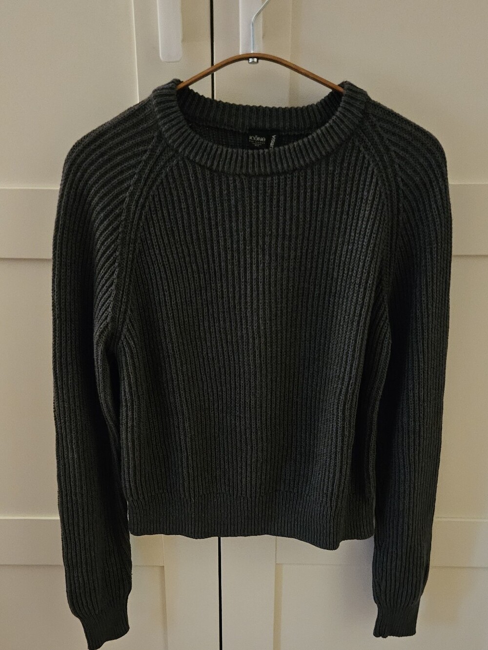 Simons Dark Charcoal Ribbed Crewneck Sweater